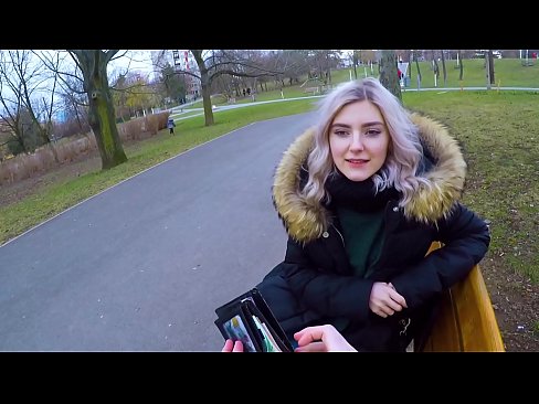 ❤️ E folo le ma'a vevela a se tagata ese mo se tupe - fa'afefe i le paka na saunia e Eva Elfie ❤❌ Rusia porn ❌️